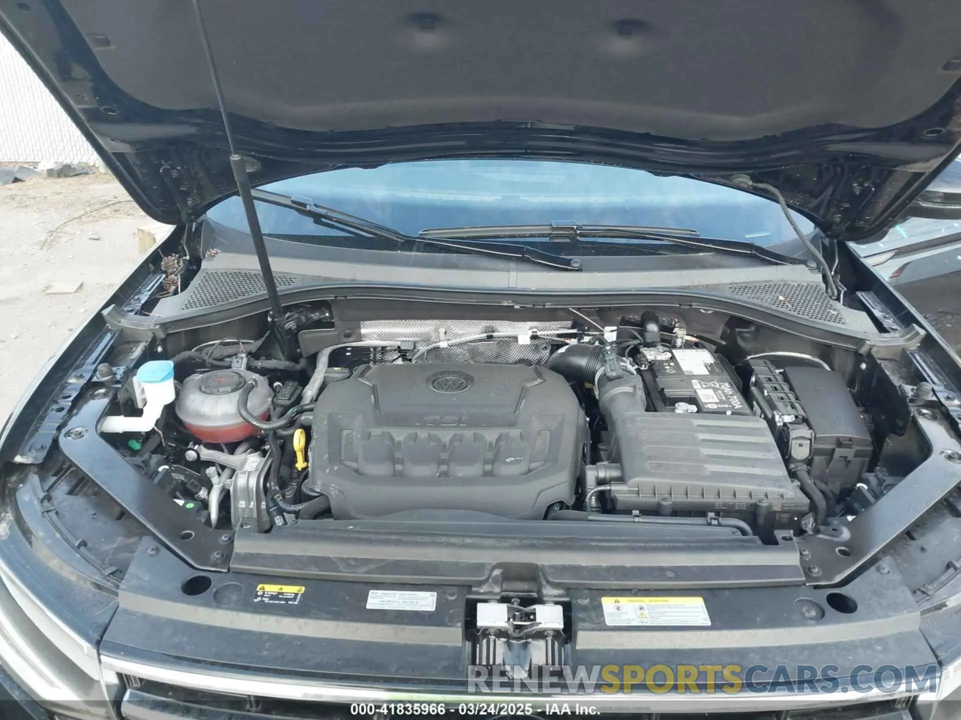 10 Фотография поврежденного автомобиля 3VVMB7AX6RM176241 VOLKSWAGEN TIGUAN 2024