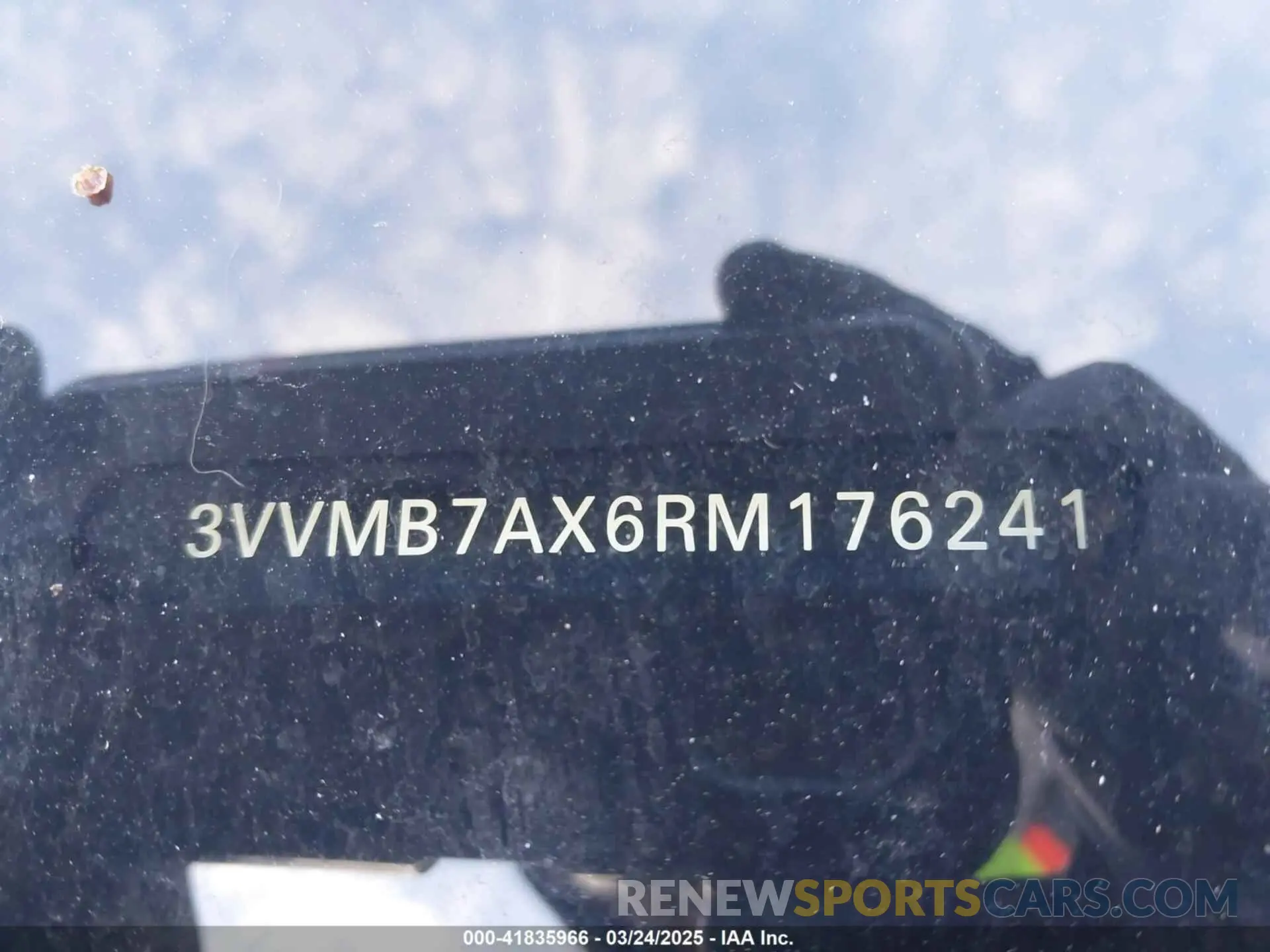 9 Фотография поврежденного автомобиля 3VVMB7AX6RM176241 VOLKSWAGEN TIGUAN 2024