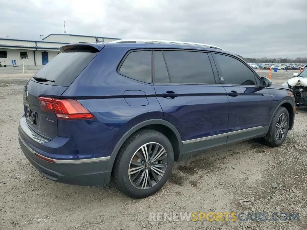 3 Фотография поврежденного автомобиля 3VVMB7AX8RM201690 VOLKSWAGEN TIGUAN 2024