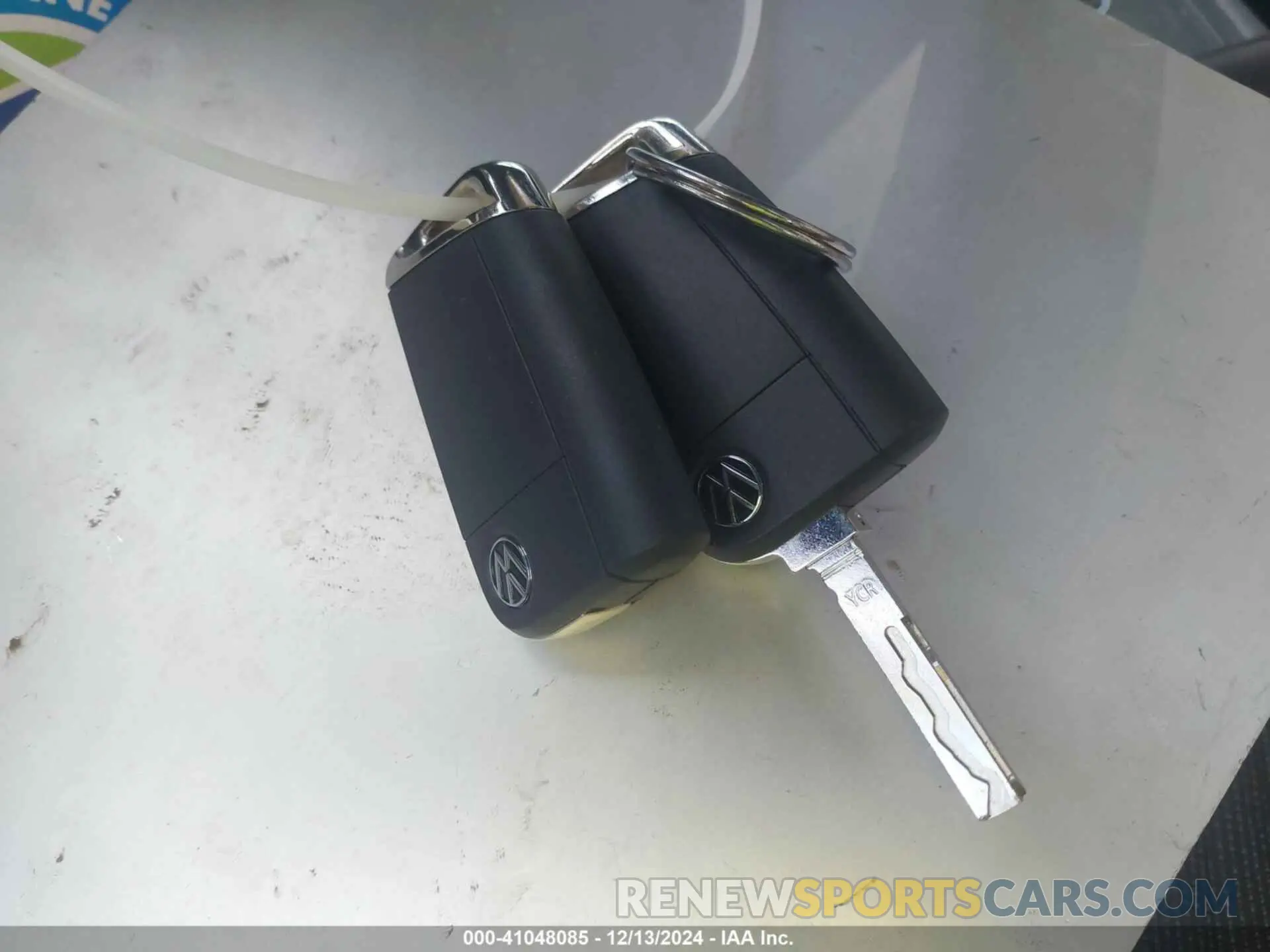 11 Photograph of a damaged car 3VVRB7AX1RM080118 VOLKSWAGEN TIGUAN 2024