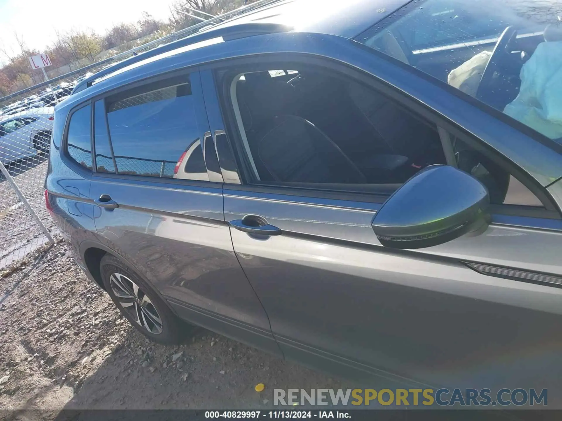 13 Photograph of a damaged car 3VVRB7AX7RM103854 VOLKSWAGEN TIGUAN 2024