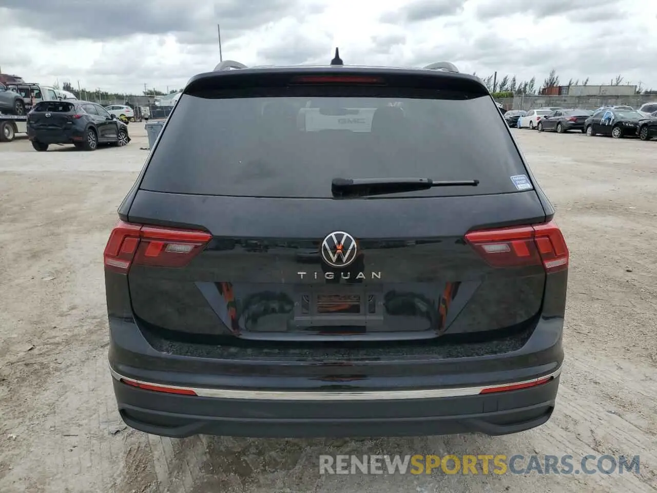 6 Photograph of a damaged car 3VVRB7AX7RM132156 VOLKSWAGEN TIGUAN 2024