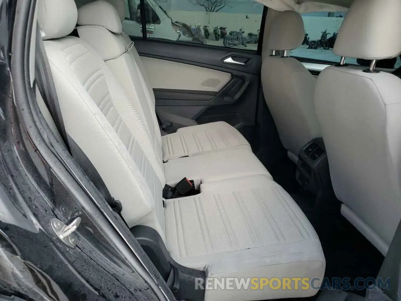 11 Фотография поврежденного автомобиля 3VVRB7AX8RM202635 VOLKSWAGEN TIGUAN 2024
