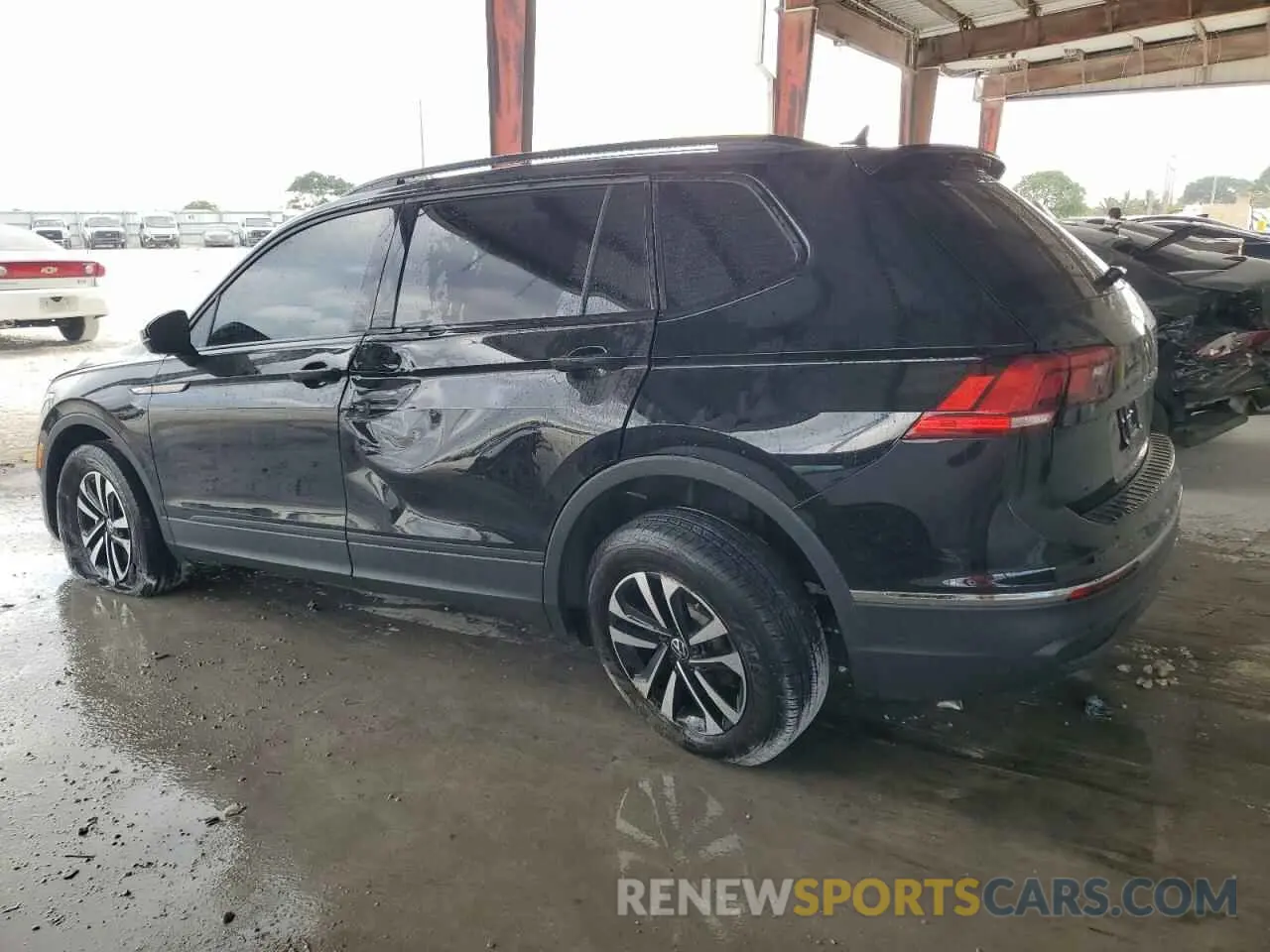 2 Фотография поврежденного автомобиля 3VVRB7AX8RM202635 VOLKSWAGEN TIGUAN 2024