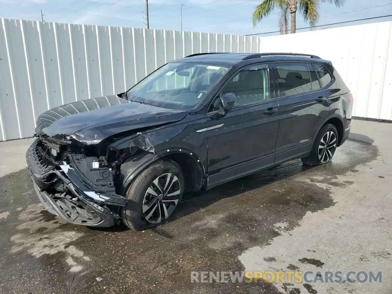 1 Photograph of a damaged car 3VVRB7AXXRM218061 VOLKSWAGEN TIGUAN 2024