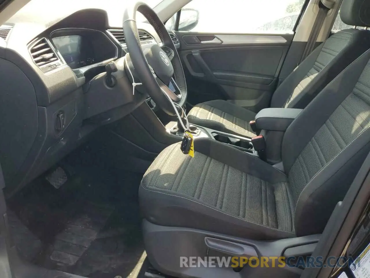 7 Photograph of a damaged car 3VVRB7AXXRM218061 VOLKSWAGEN TIGUAN 2024