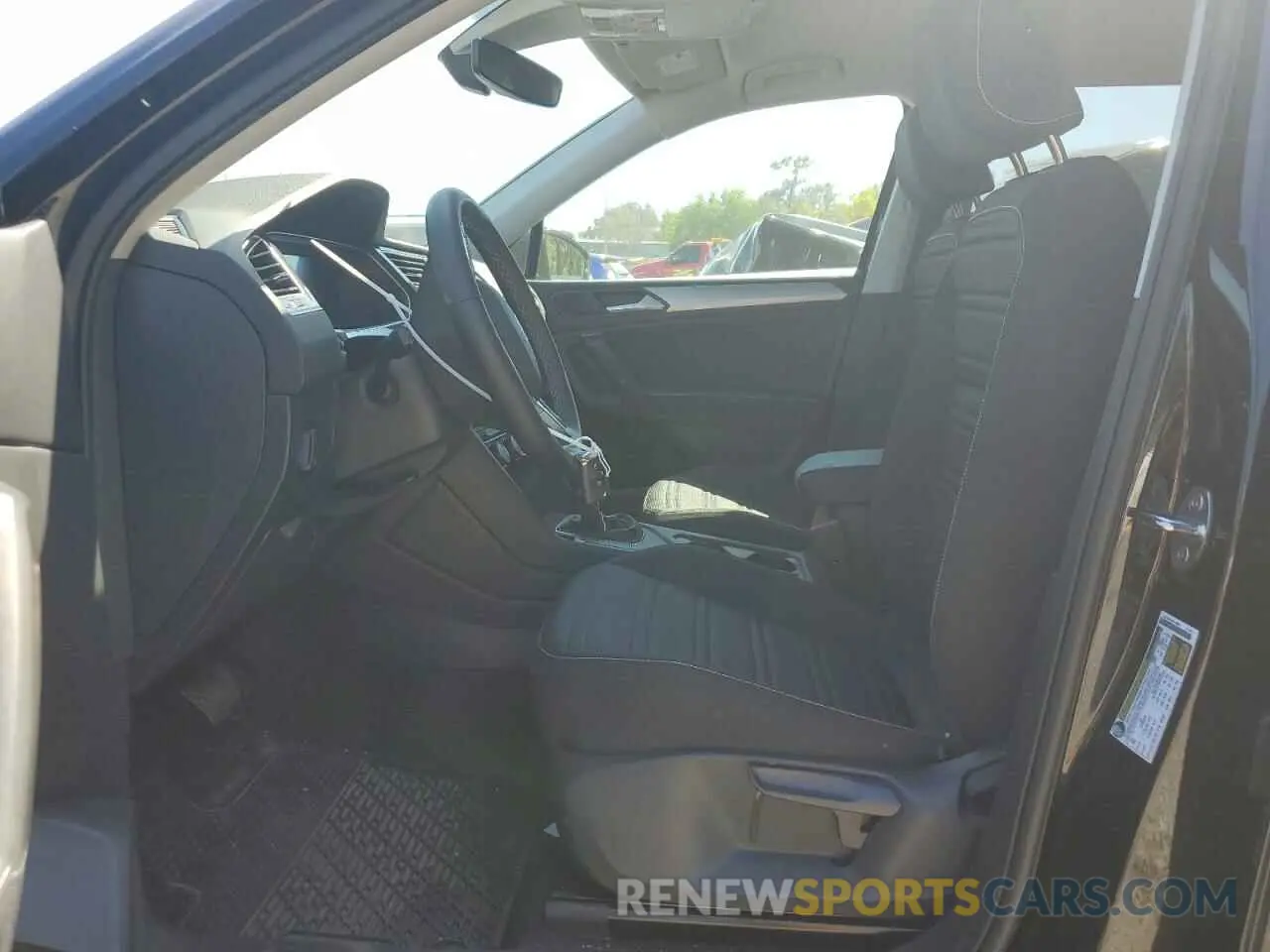 7 Photograph of a damaged car 3VVRB7AXXRM223955 VOLKSWAGEN TIGUAN 2024