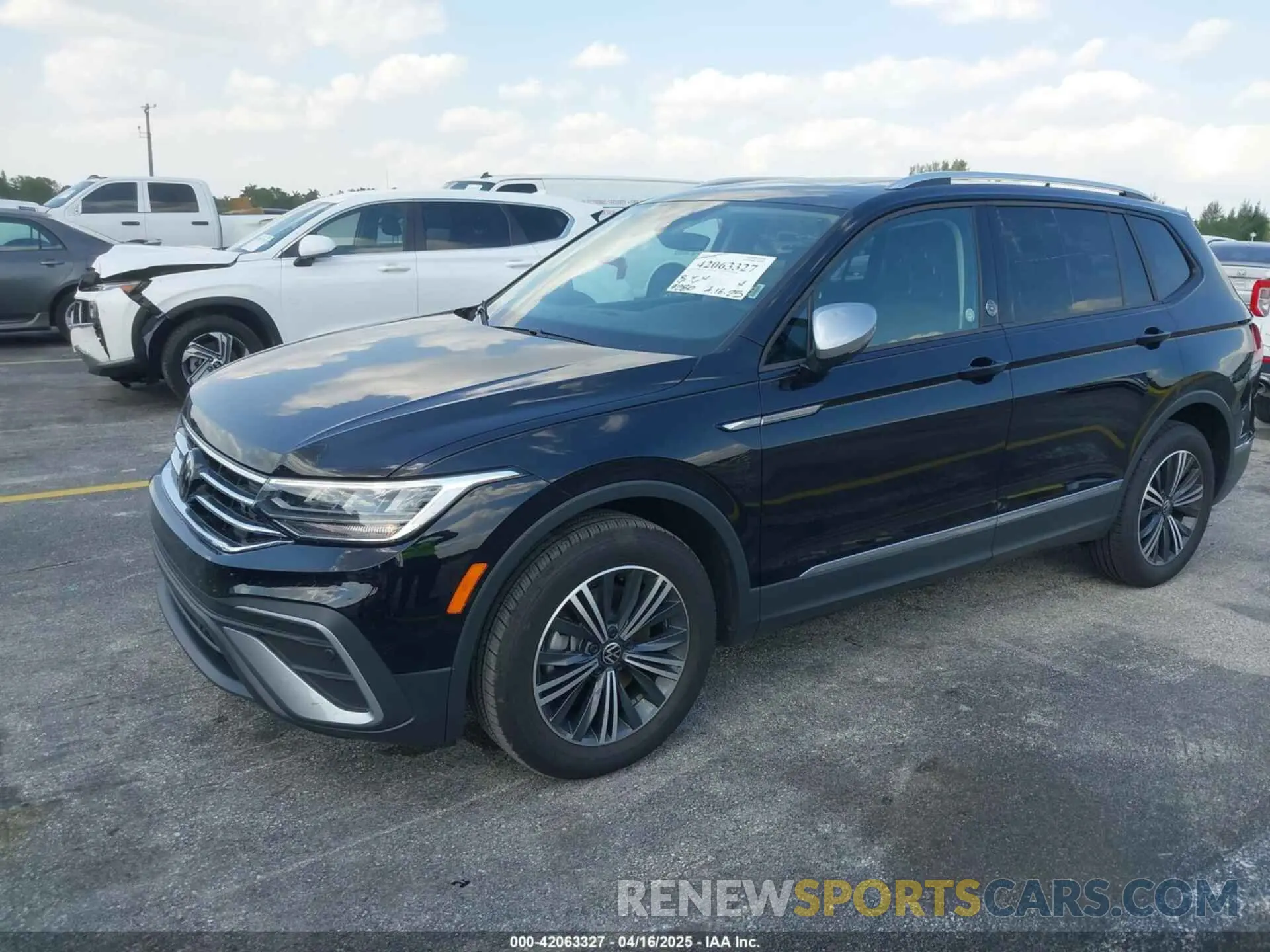 2 Фотография поврежденного автомобиля 3VVTB7AX6RM218502 VOLKSWAGEN TIGUAN 2024