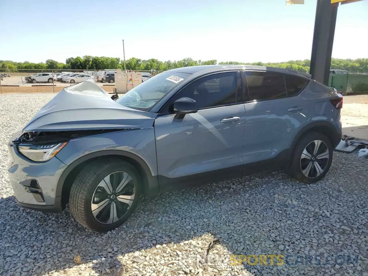 1 Photograph of a damaged car YV4ED3GLXP2035930 VOLVO C40 RECHAR 2023