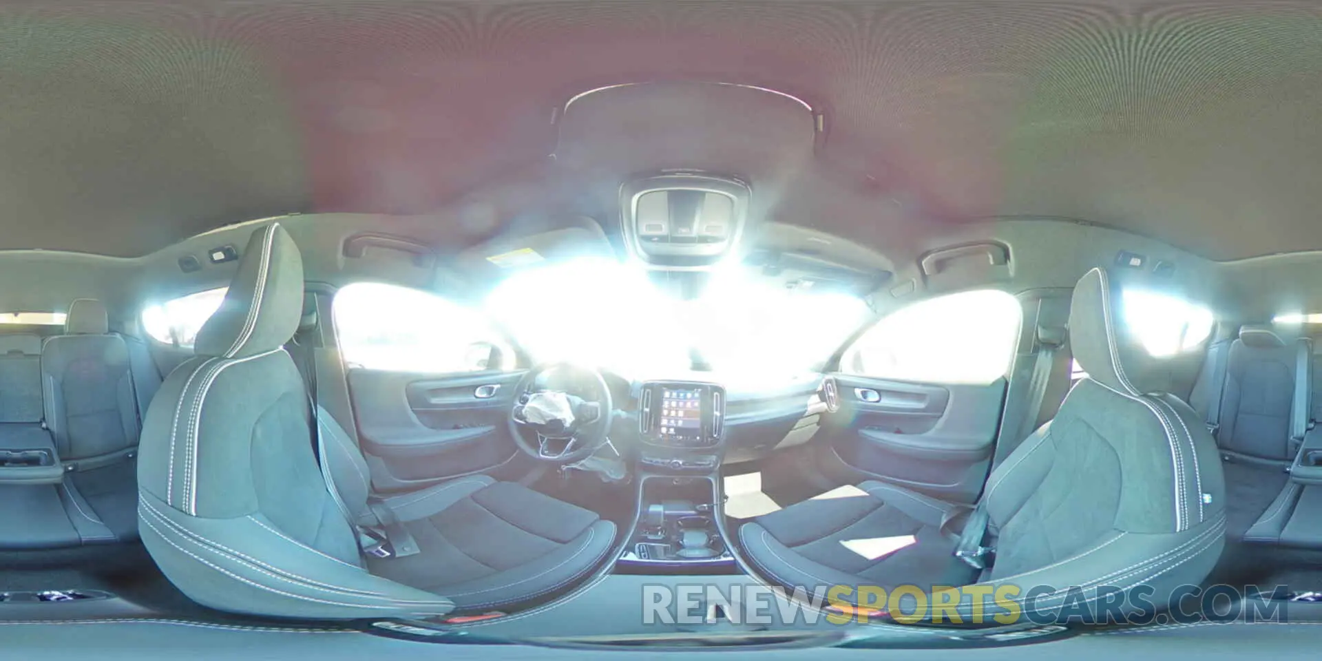 13 Photograph of a damaged car YV4ED3GLXP2035930 VOLVO C40 RECHAR 2023