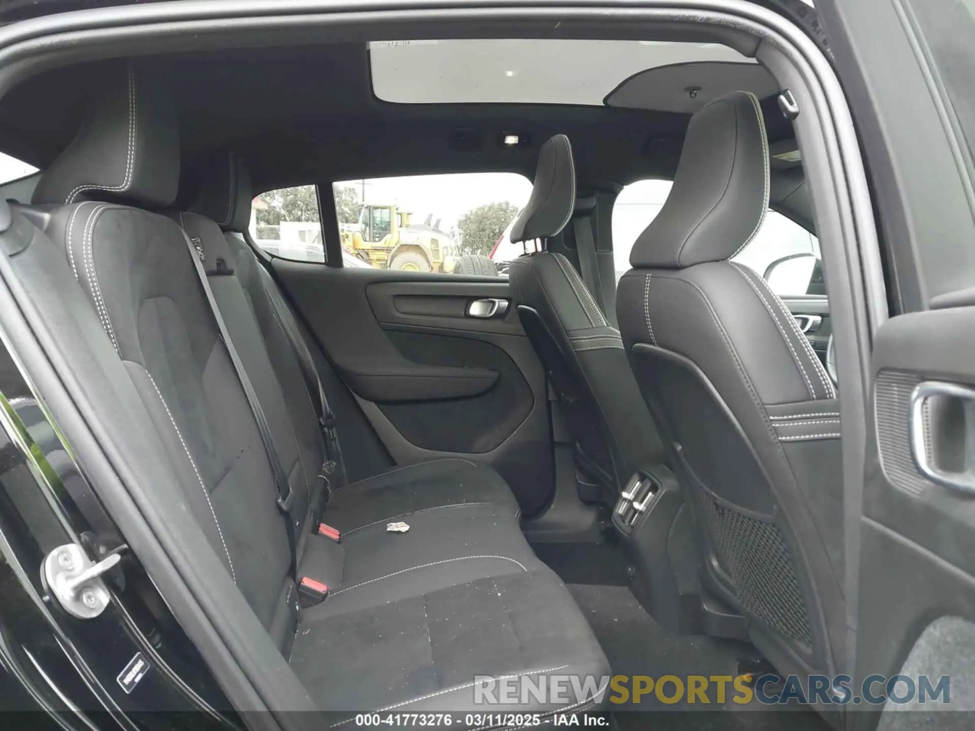8 Photograph of a damaged car YV4ED3GL8P2054475 VOLVO C40 RECHARGE PURE ELECTRIC 2023