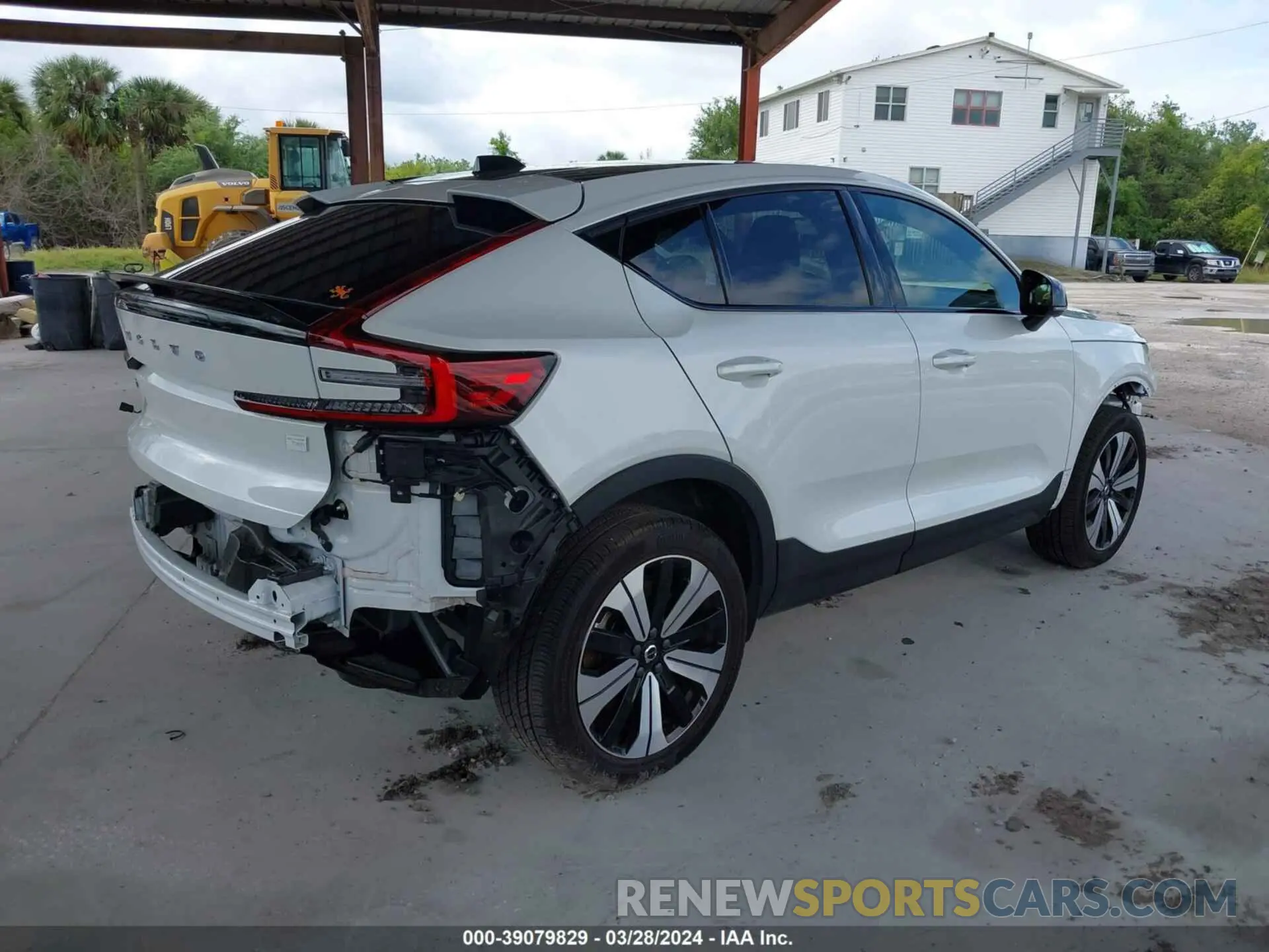 4 Фотография поврежденного автомобиля YV4ED3GL9P2038043 VOLVO C40 RECHARGE PURE ELECTRIC 2023