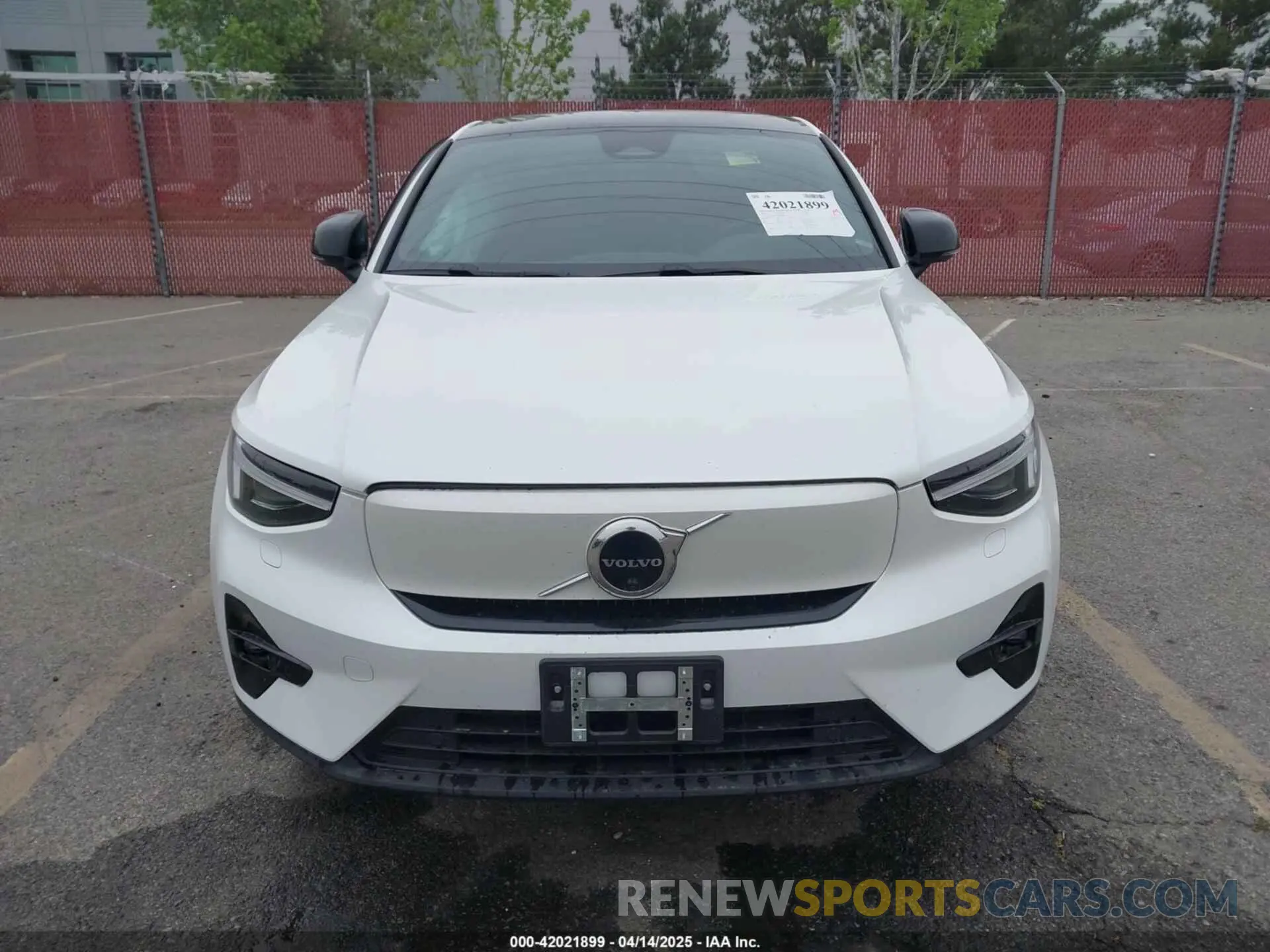 12 Photograph of a damaged car YV4ED3GM5P2036704 VOLVO C40 RECHARGE PURE ELECTRIC 2023