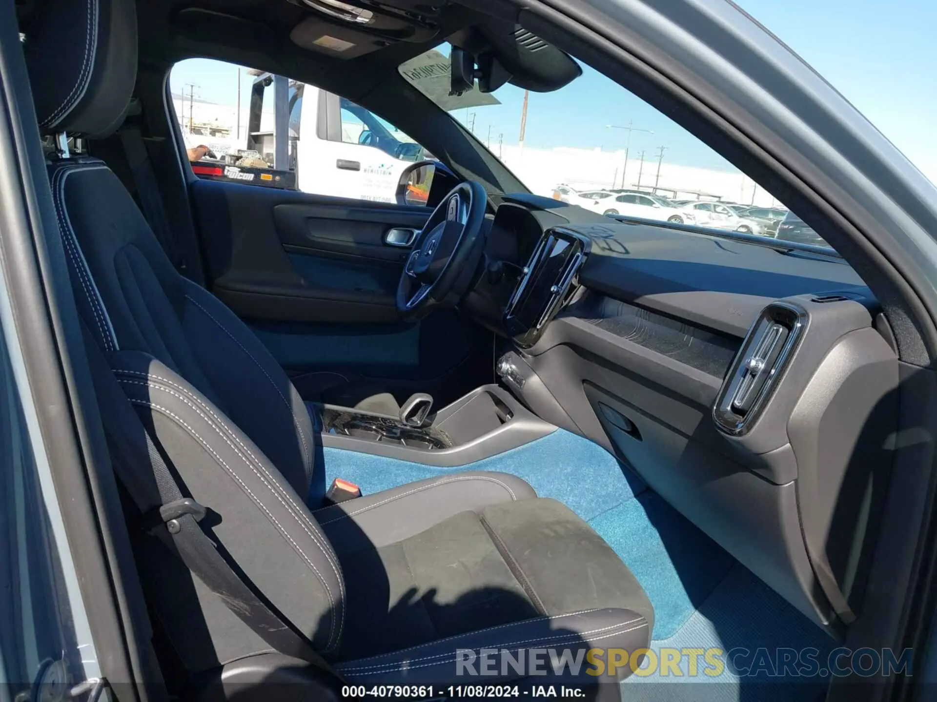 5 Photograph of a damaged car YV4ED3GM6P2027865 VOLVO C40 RECHARGE PURE ELECTRIC 2023