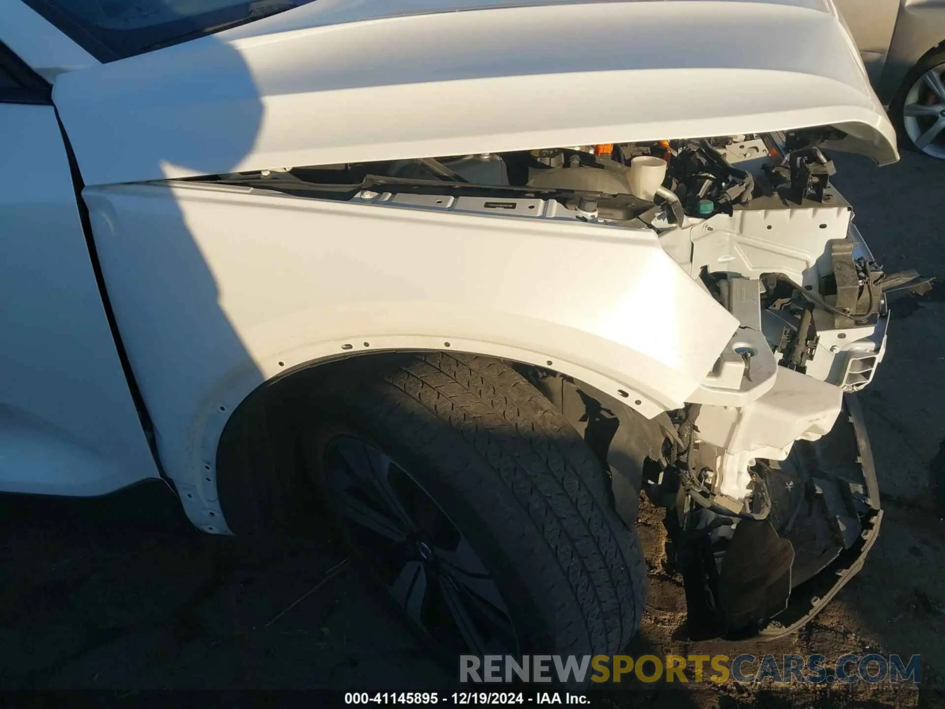 22 Фотография поврежденного автомобиля YV4ED3GM8P2052198 VOLVO C40 RECHARGE PURE ELECTRIC 2023