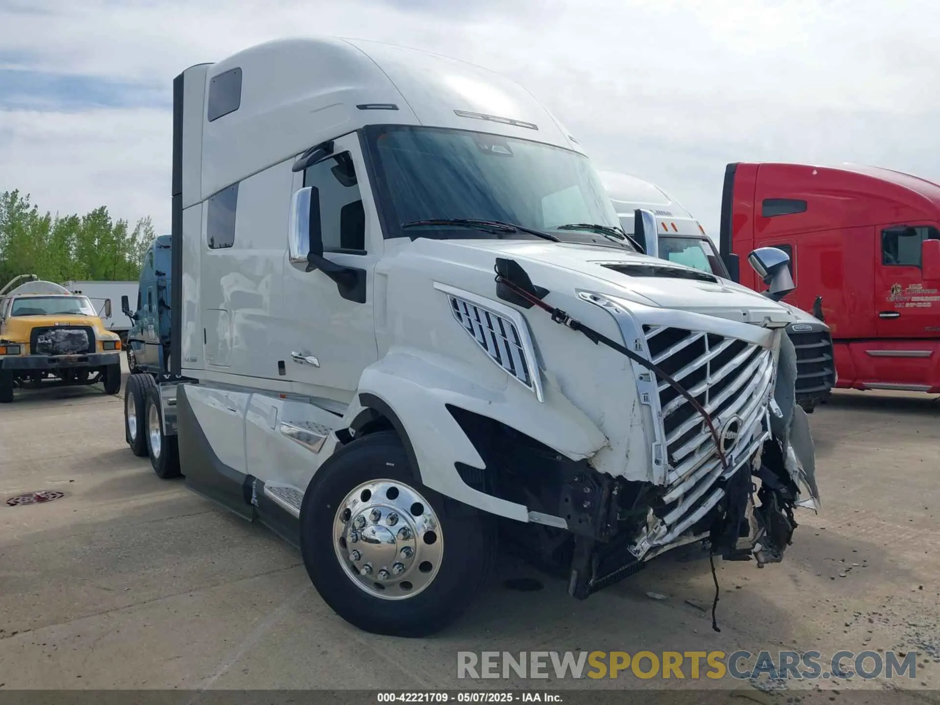 1 Photograph of a damaged car 4V4BC9EH3SN694891 VOLVO NEW VNL 2025