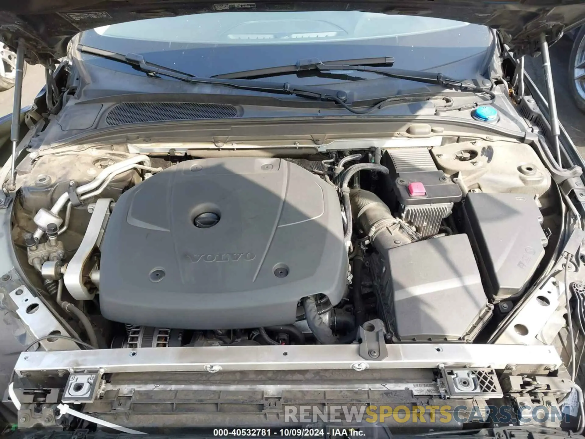 10 Фотография поврежденного автомобиля 7JR102FK2KG010906 VOLVO S60 2019