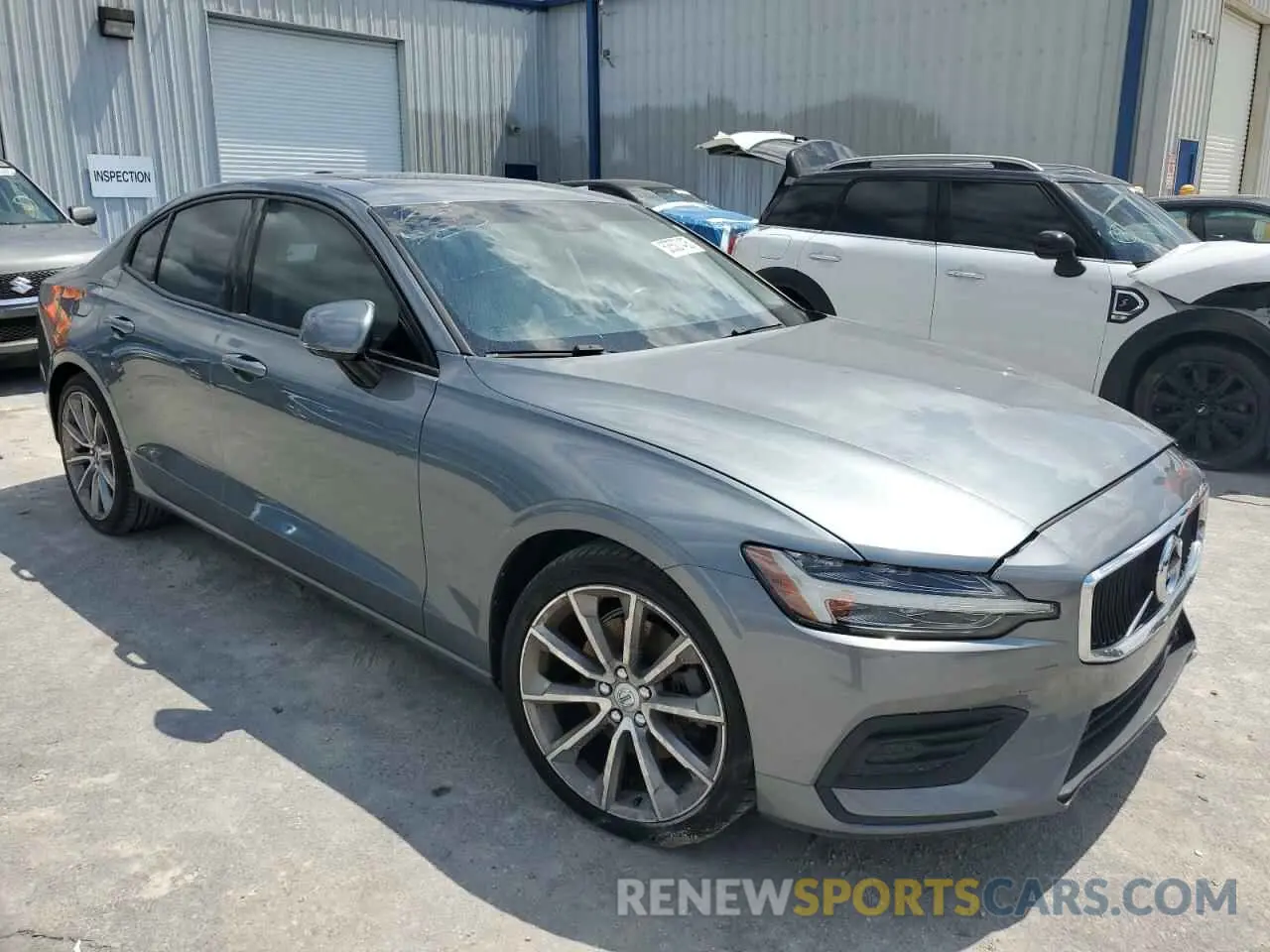 4 Фотография поврежденного автомобиля 7JR102FK3KG002832 VOLVO S60 2019