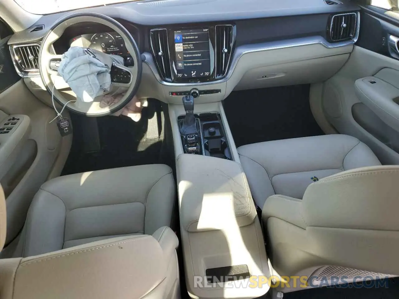 8 Фотография поврежденного автомобиля 7JR102FK3KG002832 VOLVO S60 2019
