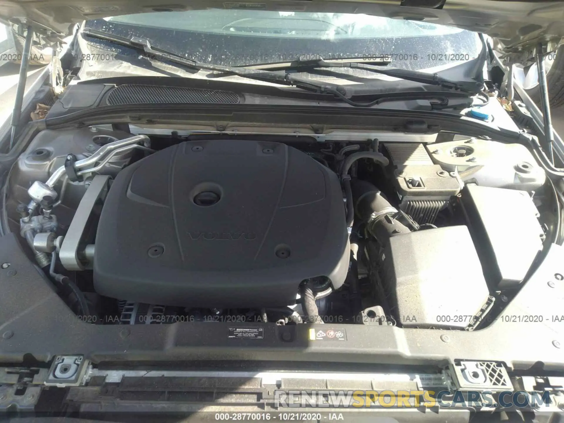10 Photograph of a damaged car 7JR102FK3KG016441 VOLVO S60 2019