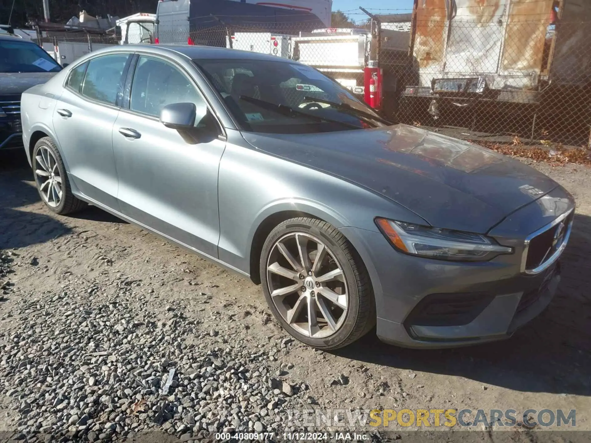 1 Photograph of a damaged car 7JR102FK7KG002591 VOLVO S60 2019