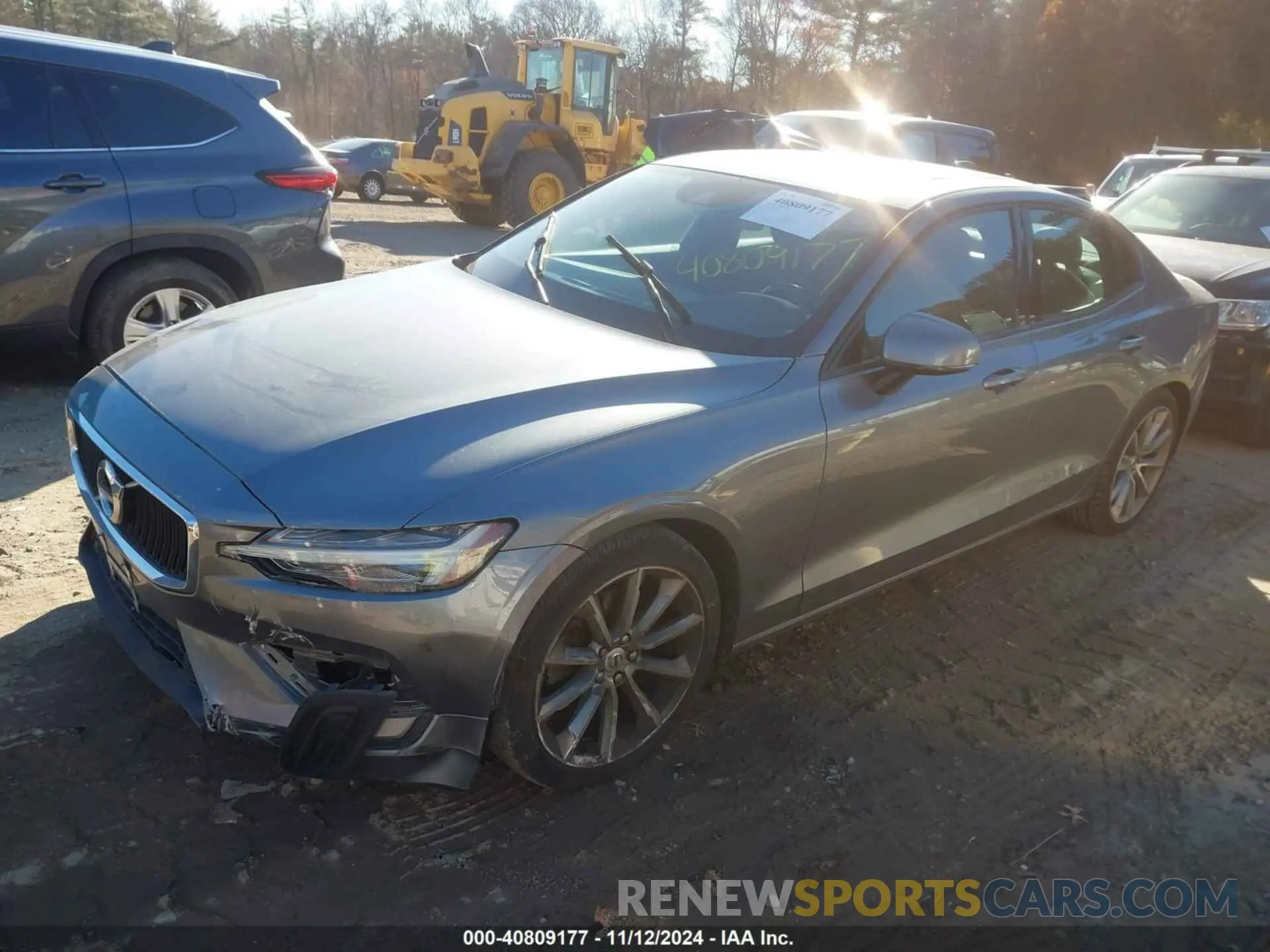 2 Photograph of a damaged car 7JR102FK7KG002591 VOLVO S60 2019