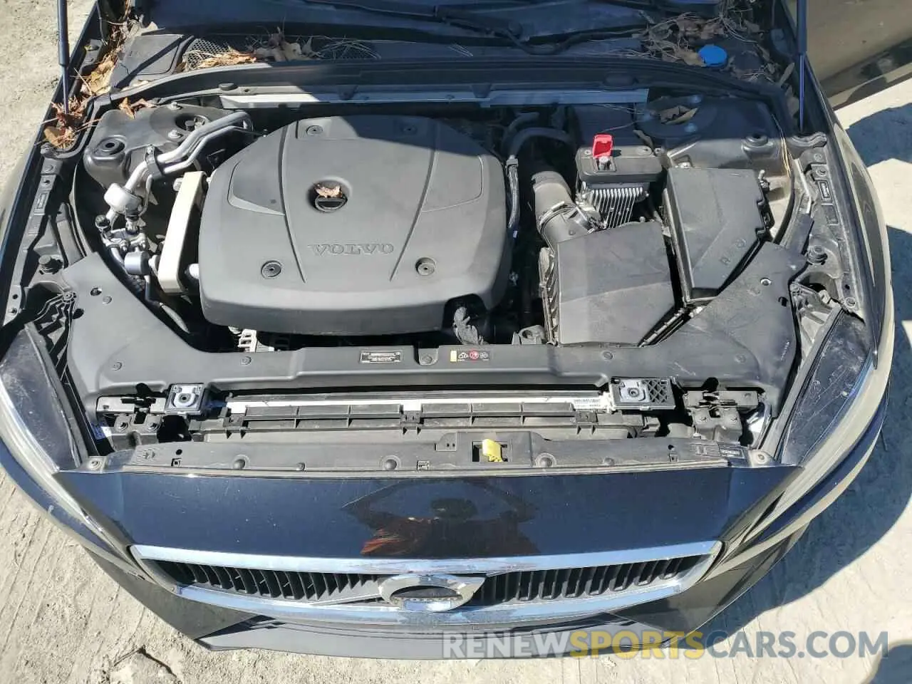 11 Photograph of a damaged car 7JR102FKXKG005713 VOLVO S60 2019