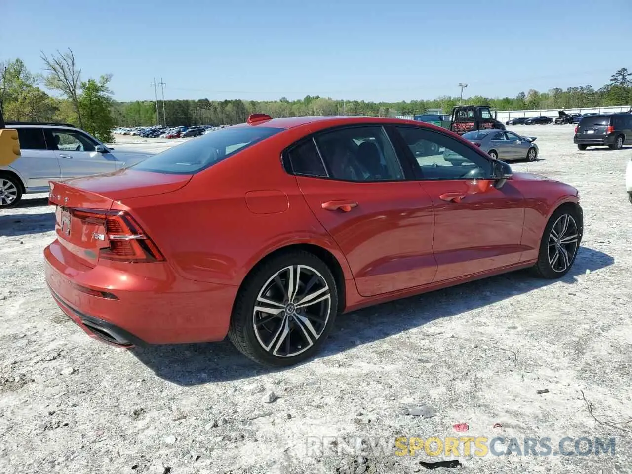 3 Фотография поврежденного автомобиля 7JR102FM8KG007171 VOLVO S60 2019