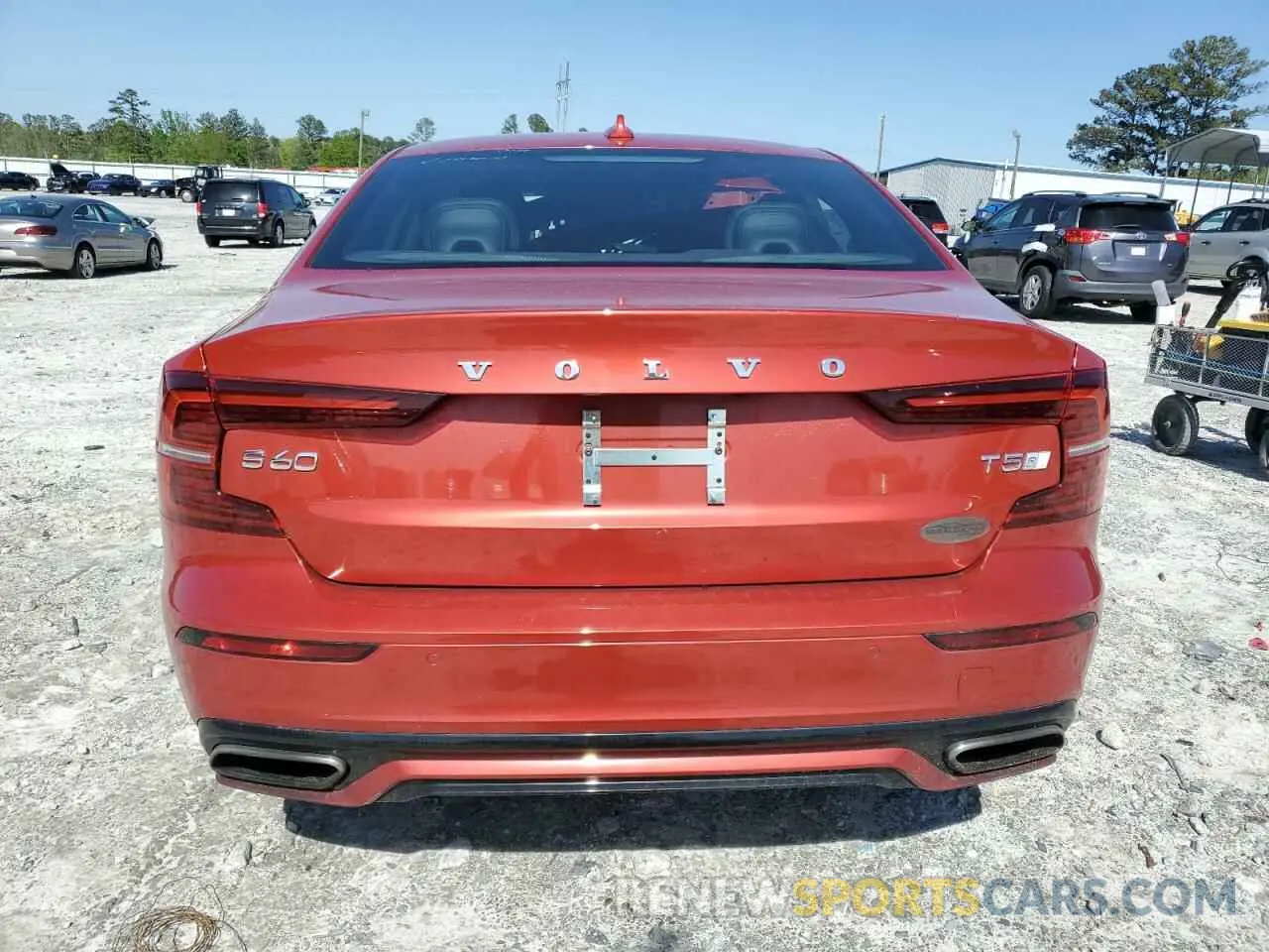 6 Фотография поврежденного автомобиля 7JR102FM8KG007171 VOLVO S60 2019