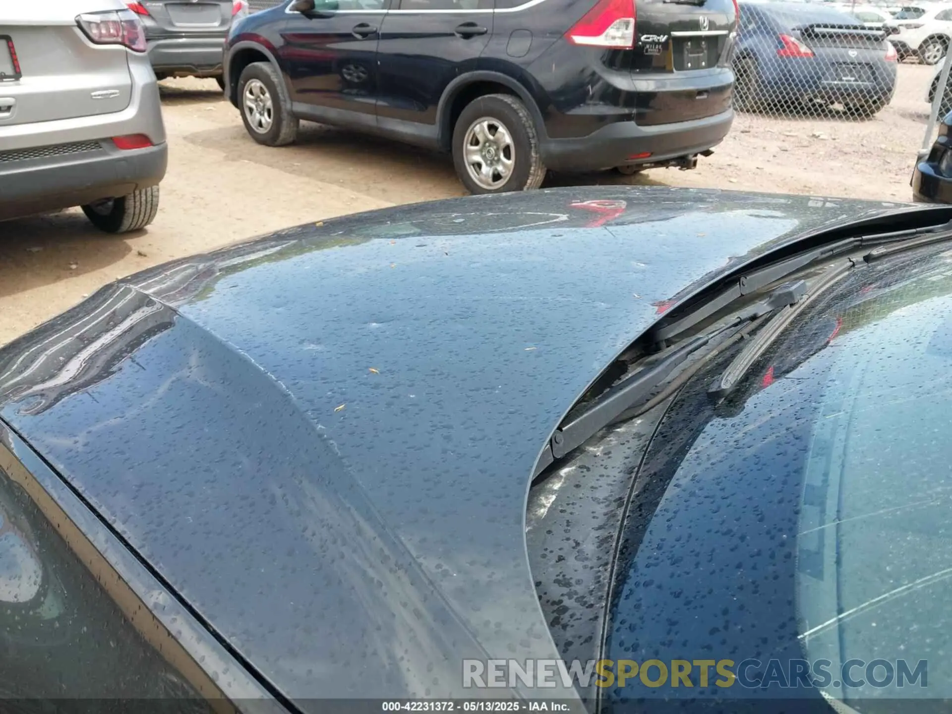 6 Photograph of a damaged car 7JRA22TK1KG018249 VOLVO S60 2019