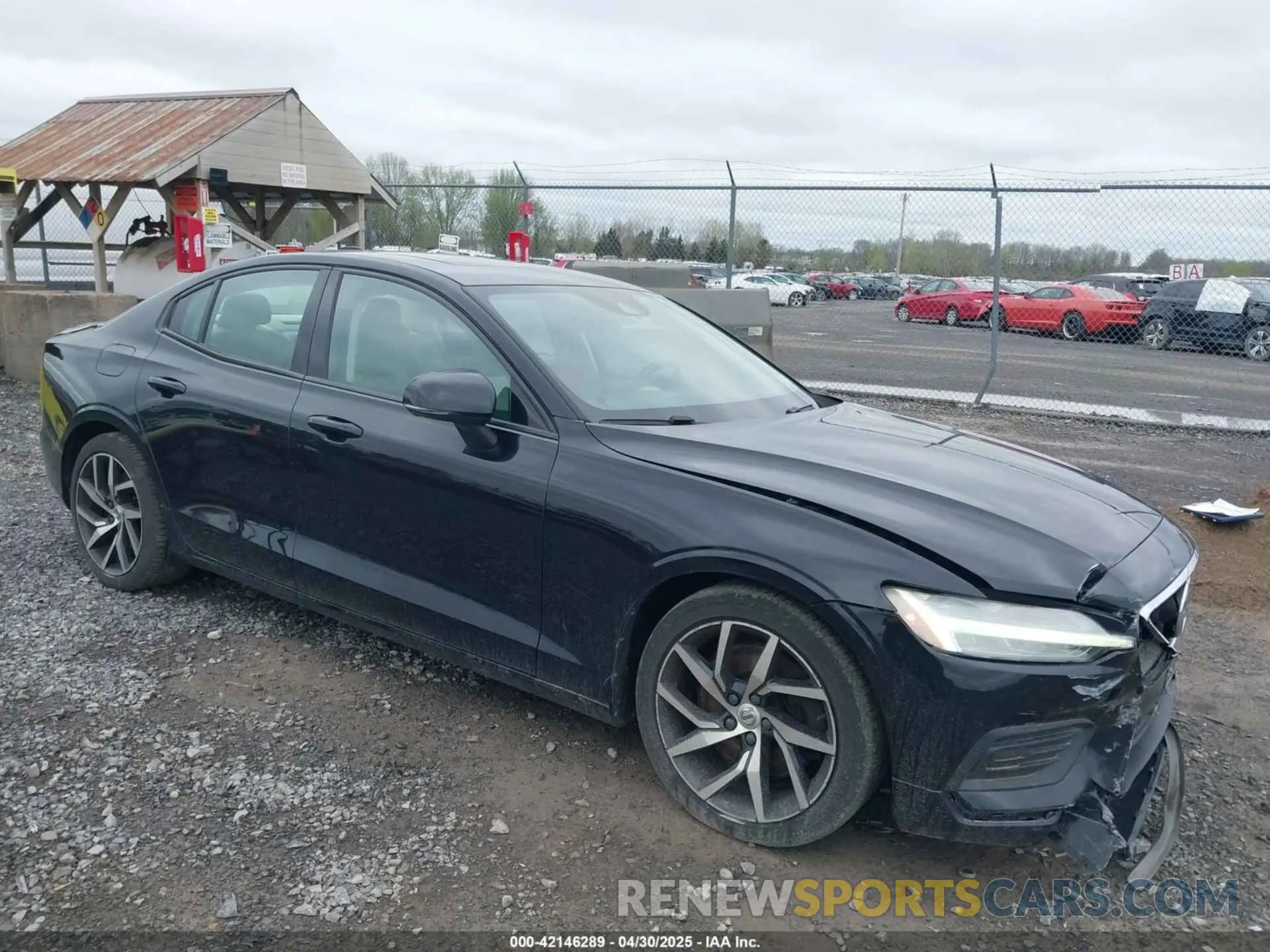 1 Photograph of a damaged car 7JRA22TK5KG018383 VOLVO S60 2019