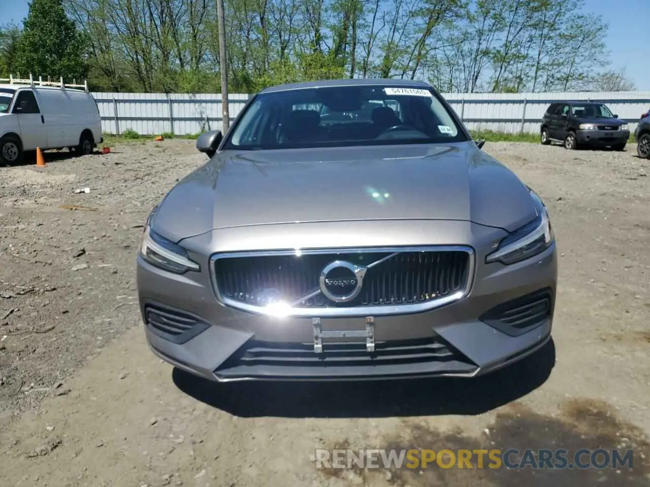 5 Photograph of a damaged car 7JRA22TK6KG002919 VOLVO S60 2019
