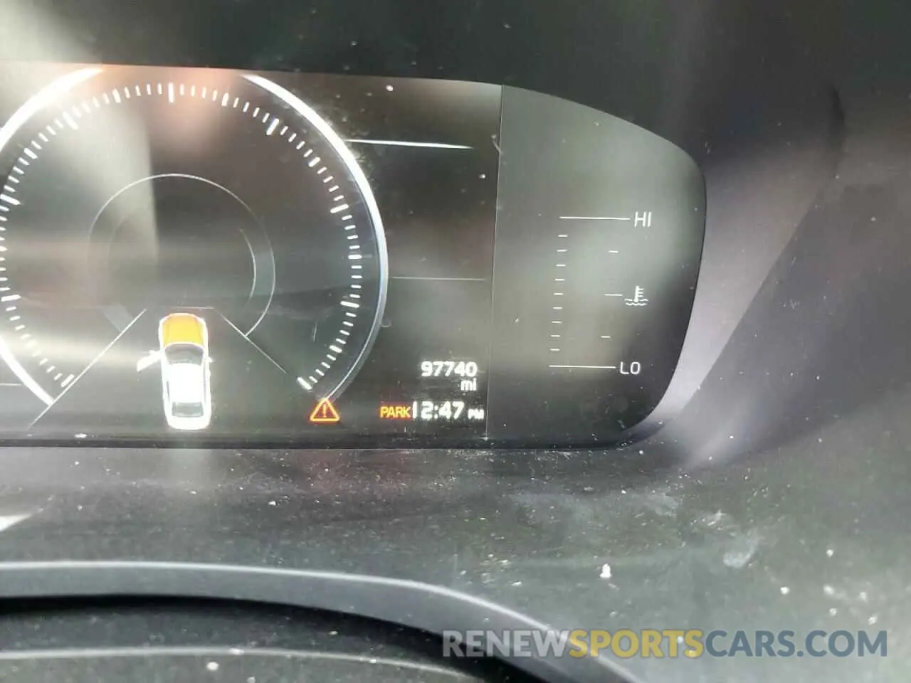 9 Photograph of a damaged car 7JRA22TK8KG013372 VOLVO S60 2019