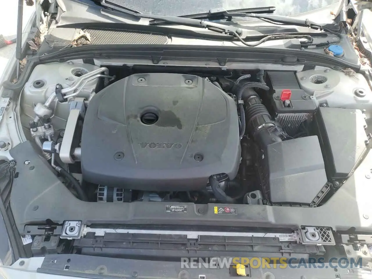 11 Photograph of a damaged car 7JRA22TL7KG004039 VOLVO S60 2019