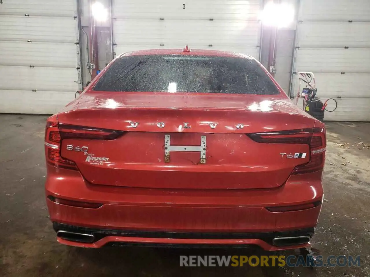6 Фотография поврежденного автомобиля 7JRA22TM3KG007058 VOLVO S60 2019