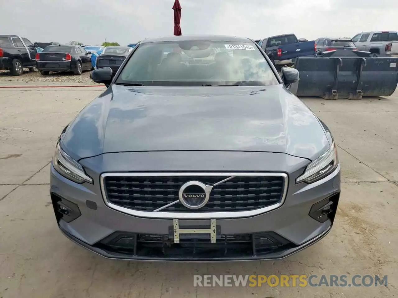 5 Фотография поврежденного автомобиля 7JRA22TM8KG016502 VOLVO S60 2019