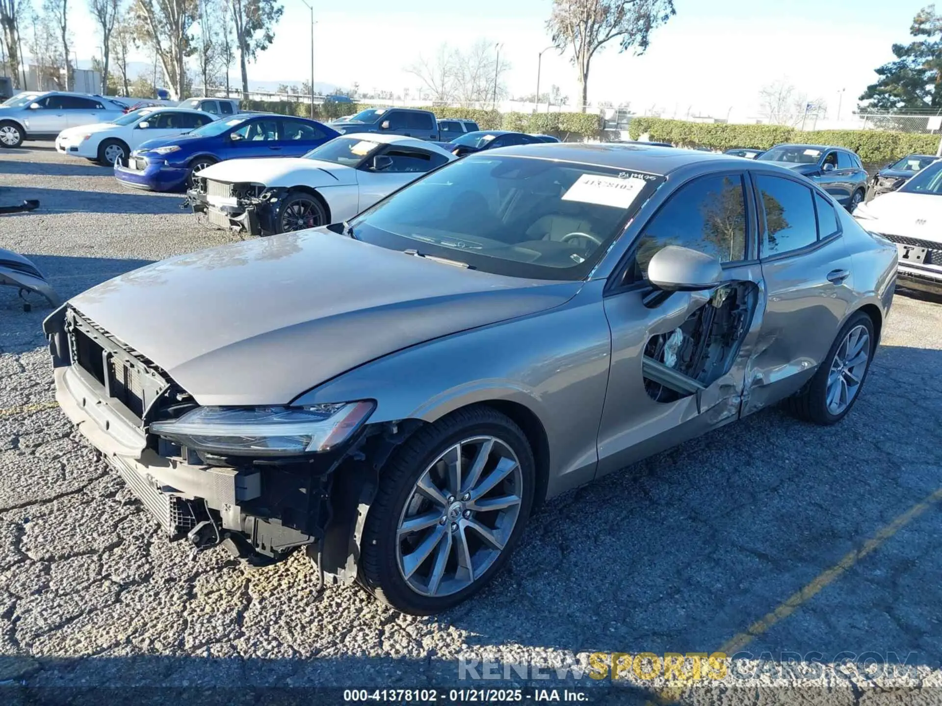 2 Photograph of a damaged car 7JR102FK1LG063288 VOLVO S60 2020