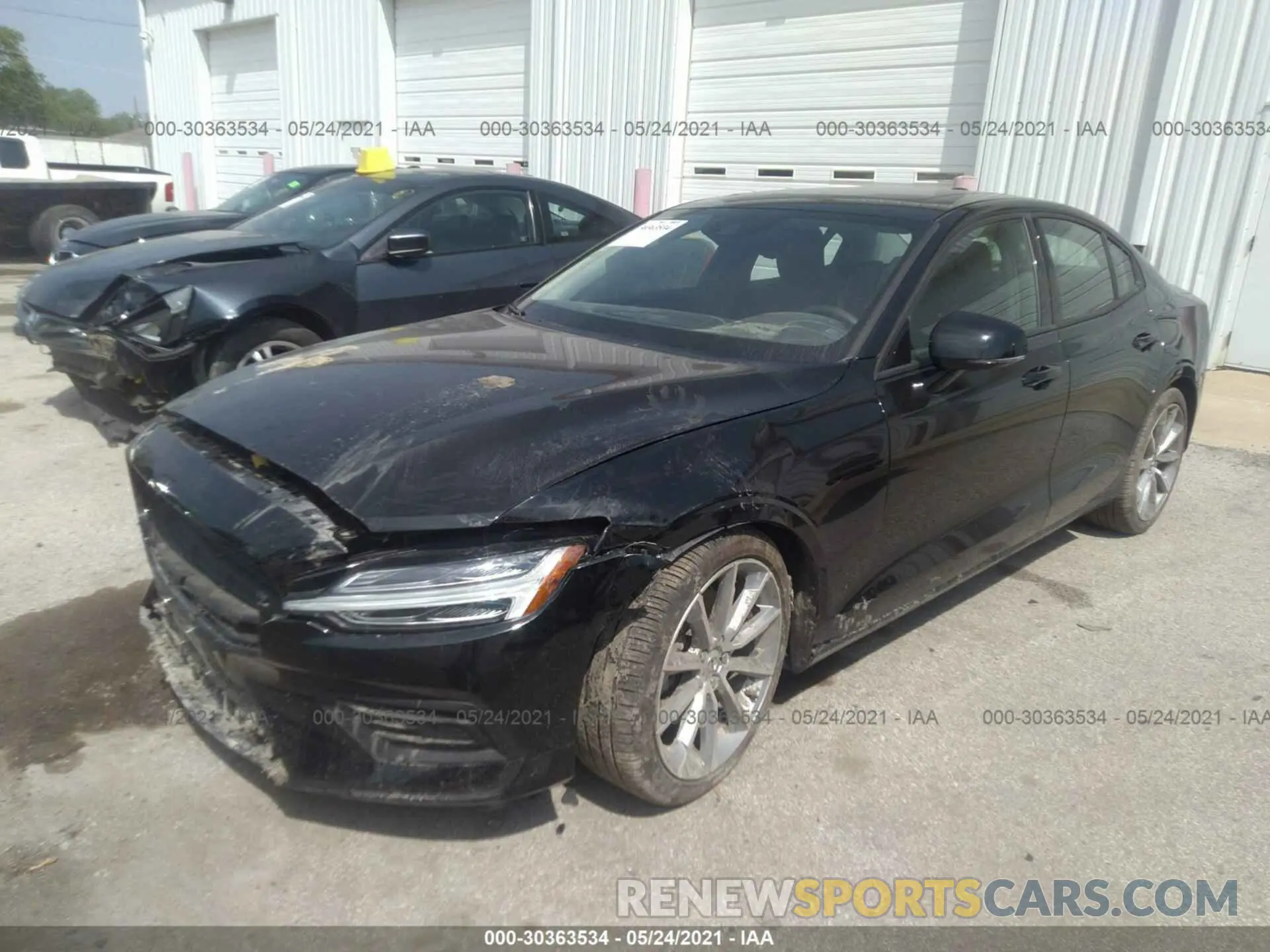 2 Photograph of a damaged car 7JR102FK3LG047979 VOLVO S60 2020