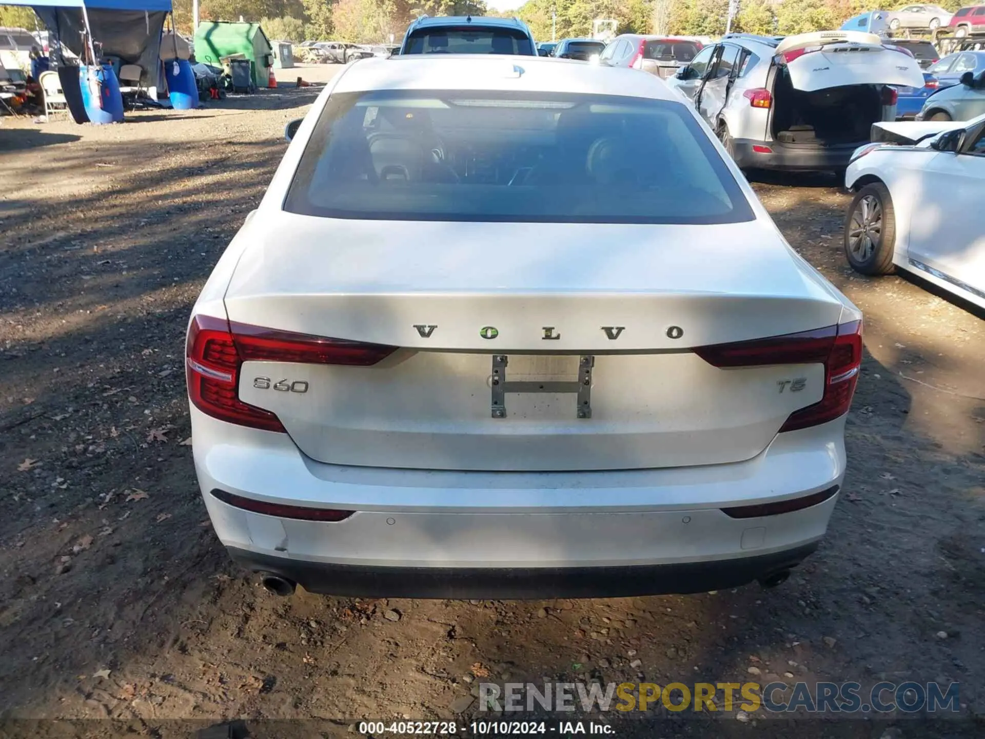 16 Photograph of a damaged car 7JR102FK6LG045434 VOLVO S60 2020