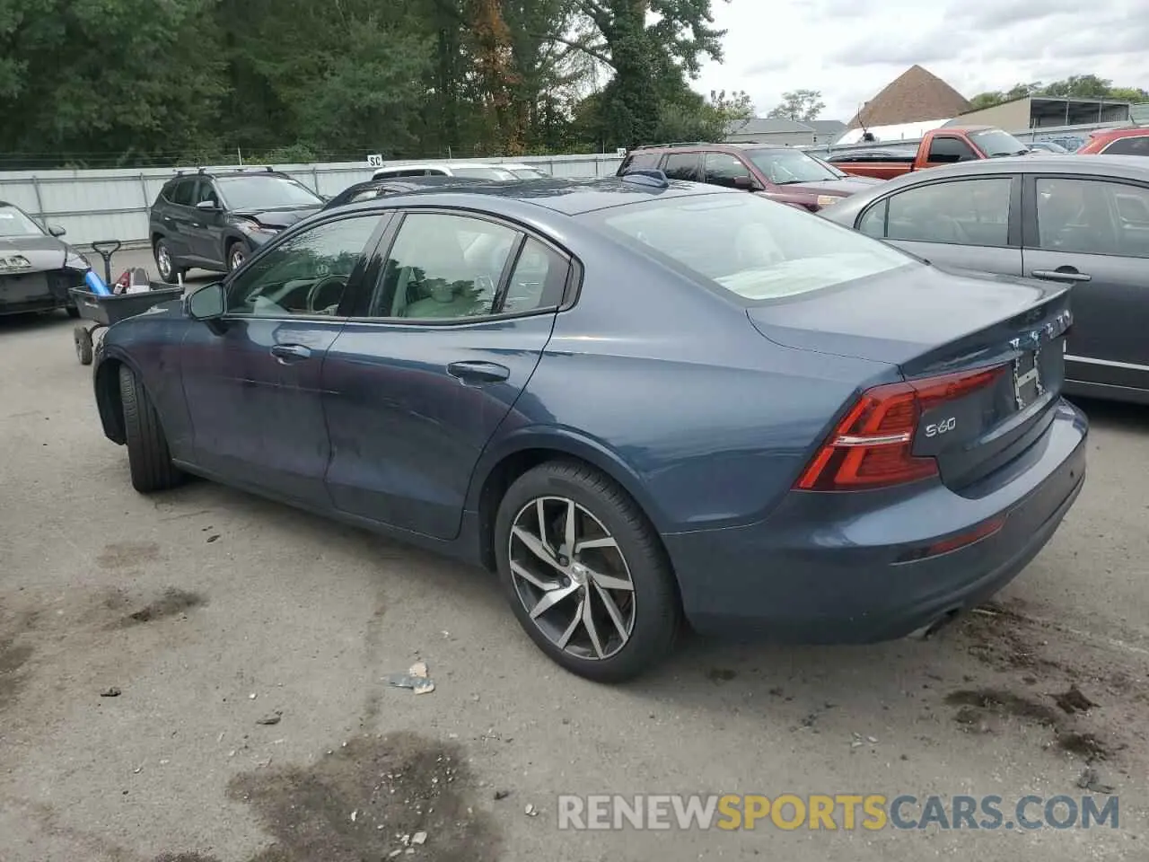 2 Photograph of a damaged car 7JR102FK7LG064834 VOLVO S60 2020