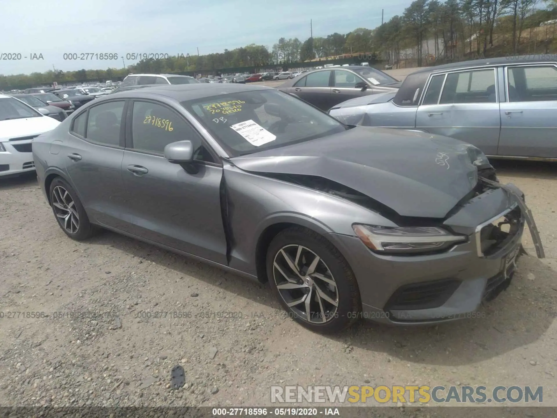 1 Photograph of a damaged car 7JR102FKXLG044416 VOLVO S60 2020