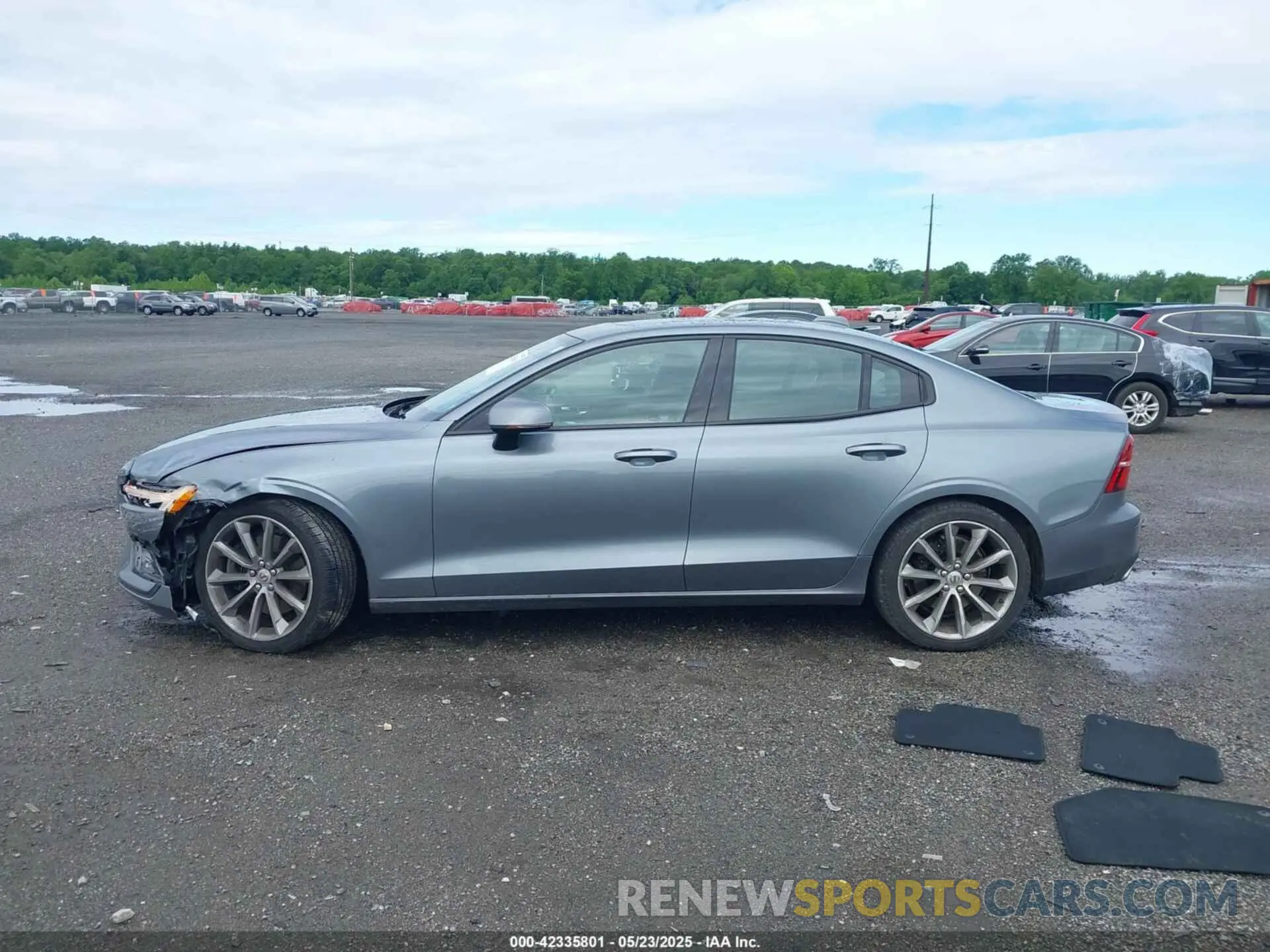 13 Фотография поврежденного автомобиля 7JRA22TK2LG065825 VOLVO S60 2020