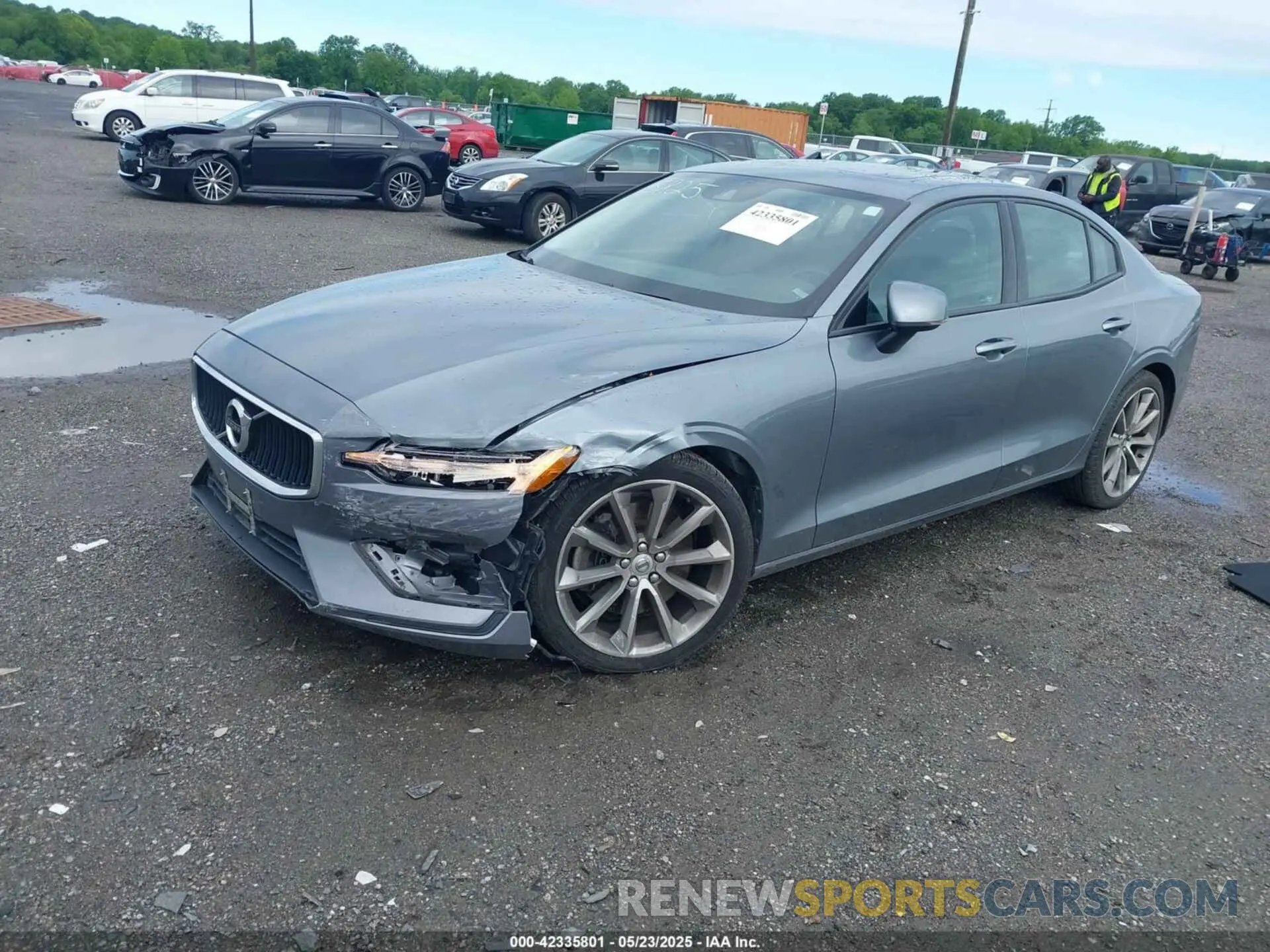 2 Фотография поврежденного автомобиля 7JRA22TK2LG065825 VOLVO S60 2020