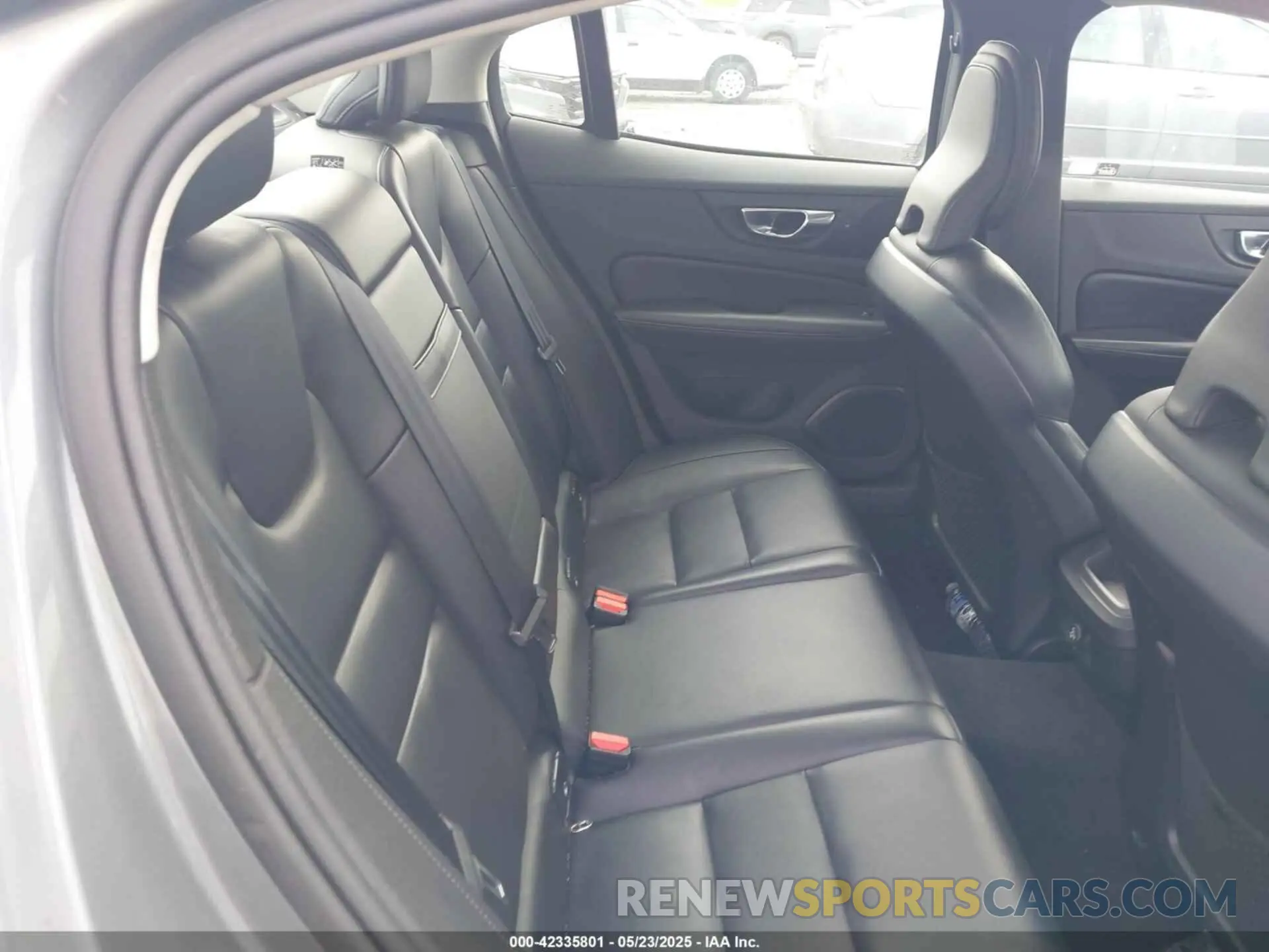 8 Фотография поврежденного автомобиля 7JRA22TK2LG065825 VOLVO S60 2020