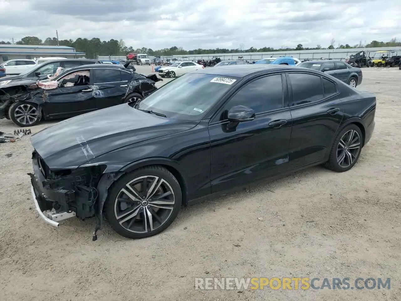1 Photograph of a damaged car 7JRA22TM8LG037450 VOLVO S60 2020