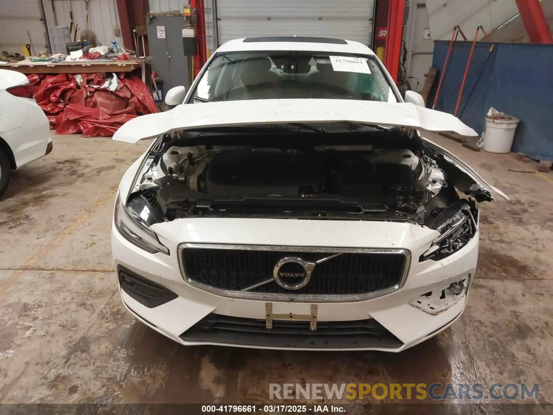 12 Photograph of a damaged car 7JR102FK7MG102659 VOLVO S60 2021