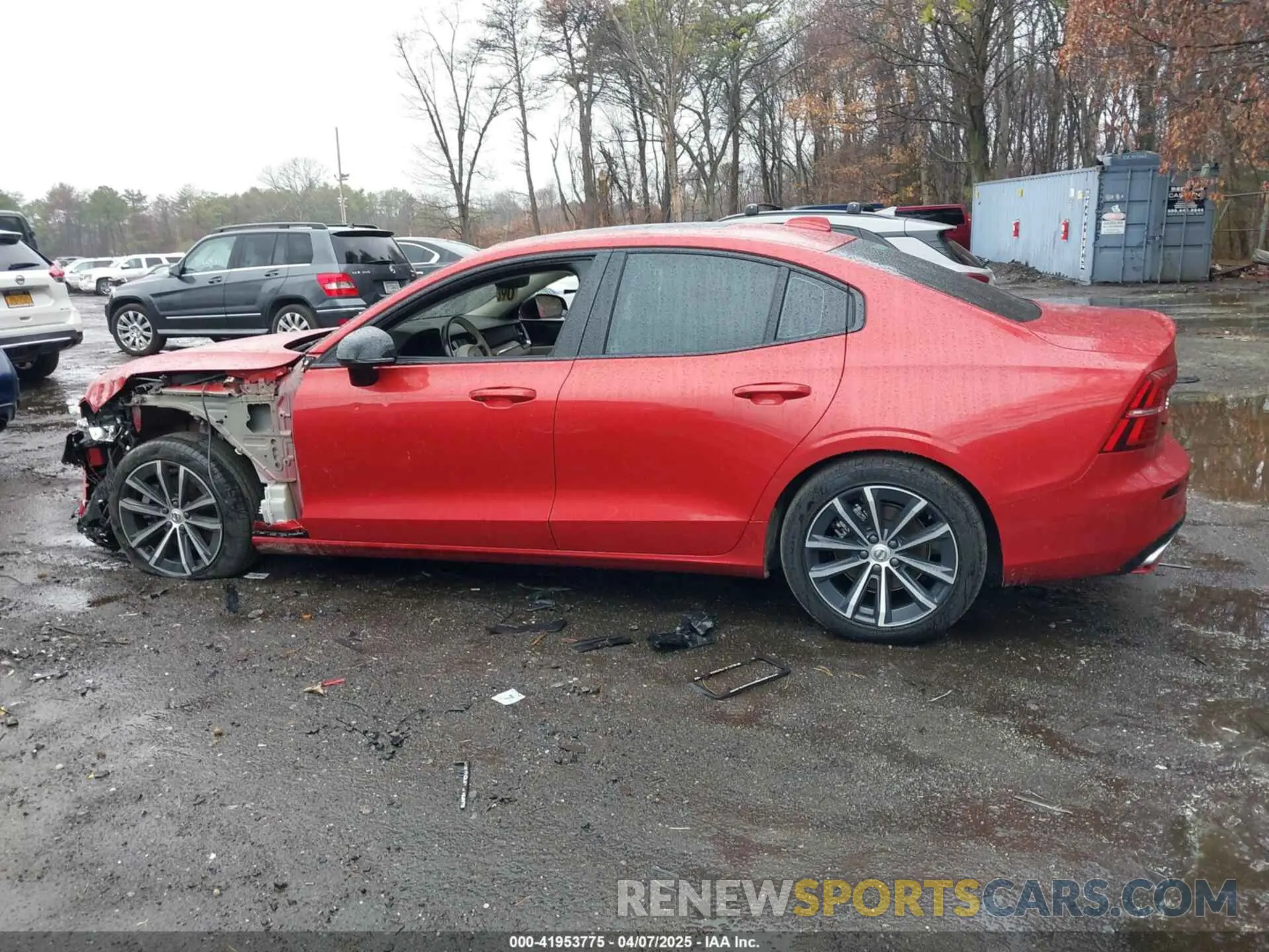 14 Photograph of a damaged car 7JR102FZ5MG119456 VOLVO S60 2021
