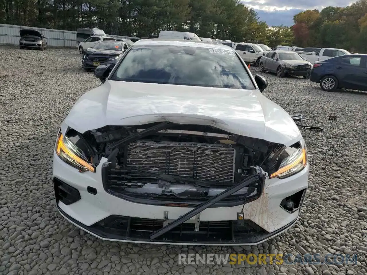 5 Фотография поврежденного автомобиля 7JR102FZ8MG122870 VOLVO S60 2021
