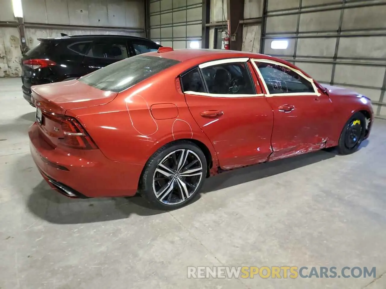 3 Фотография поврежденного автомобиля 7JR102TM5MG123919 VOLVO S60 2021