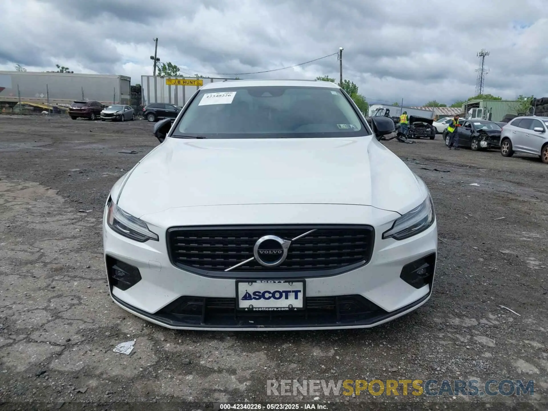 13 Фотография поврежденного автомобиля 7JR102TZ4MG117993 VOLVO S60 2021